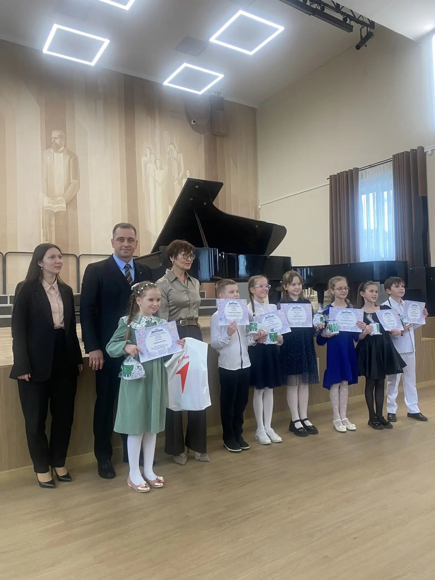 Областной открытый конкурс юных пианистов им. С.И. Танеева
